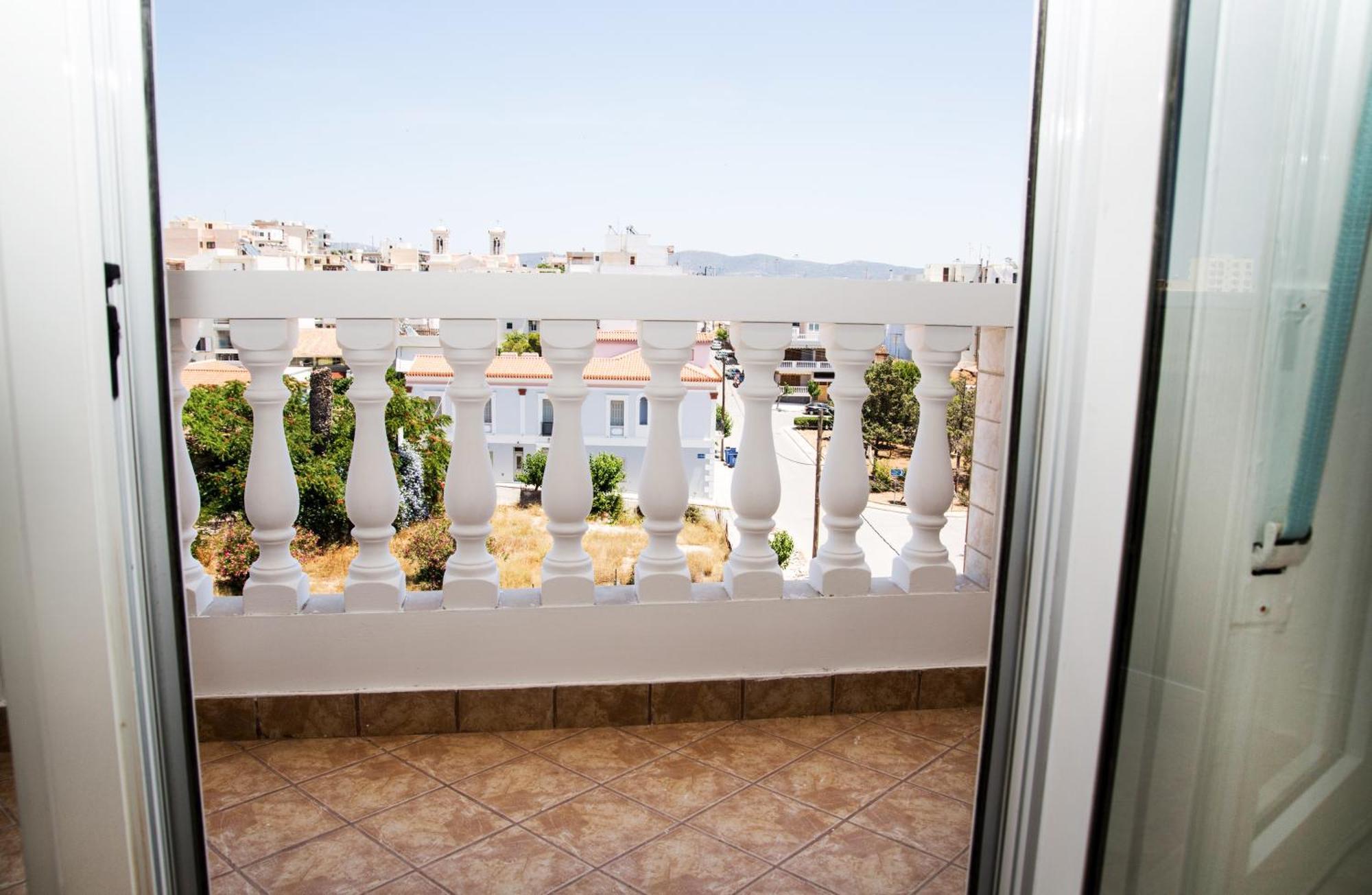 Nikolakakis Rooms Lavrio Zimmer foto